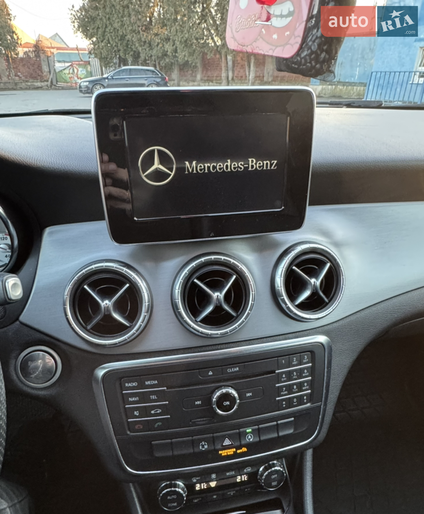 2015 Mercedes-Benz CLA-klasse - мініатюра 25