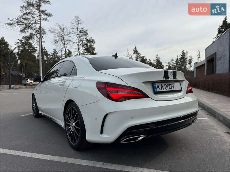 Седан Mercedes-Benz CLA-Class 2017 в Киеве