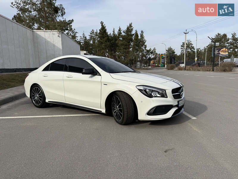 Седан Mercedes-Benz CLA-Class 2017 в Киеве