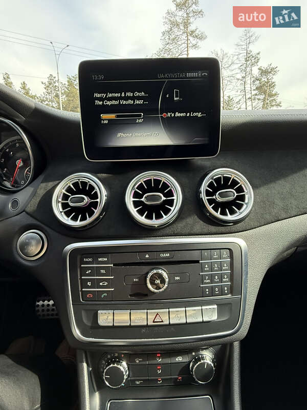 Седан Mercedes-Benz CLA-Class 2017 в Киеве