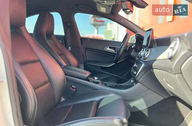 Седан Mercedes-Benz CLA-Class 2017 в 