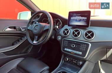 Седан Mercedes-Benz CLA-Class 2017 в 