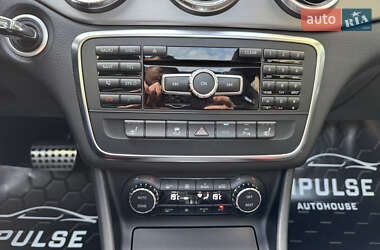 Седан Mercedes-Benz CLA-Class 2013 в 