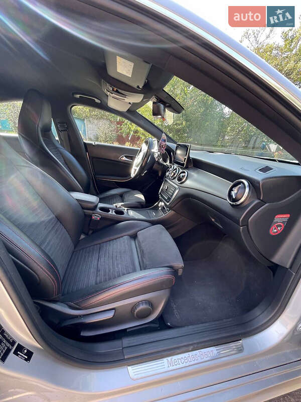 Седан Mercedes-Benz CLA-Class 2015 в Харкові