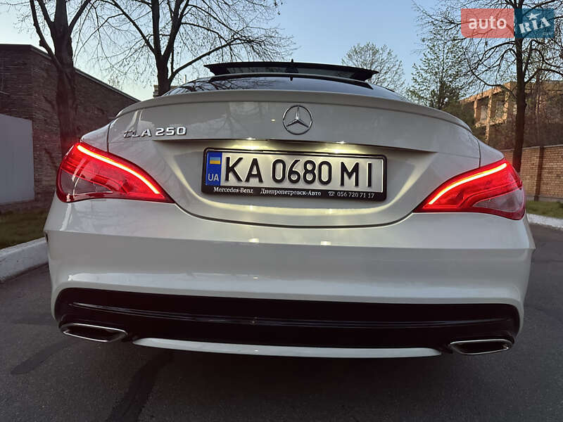 Седан Mercedes-Benz CLA-Class 2017 в Дніпрі