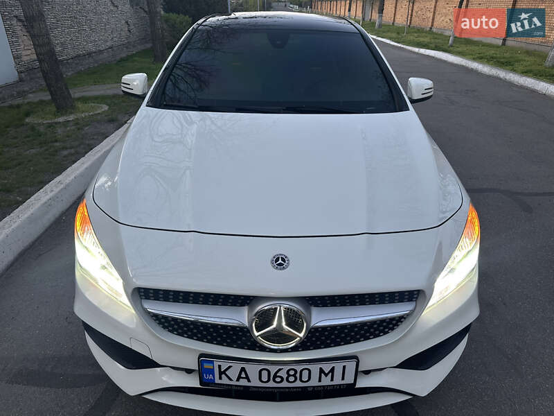 Седан Mercedes-Benz CLA-Class 2017 в Дніпрі