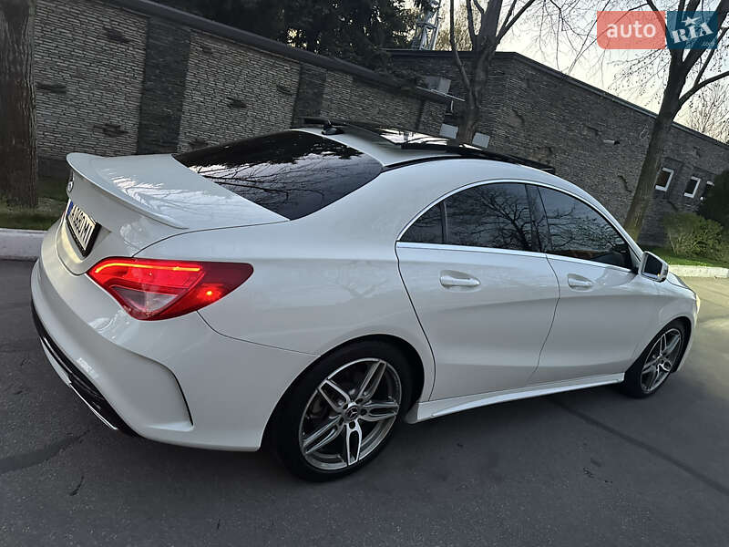 Седан Mercedes-Benz CLA-Class 2017 в Дніпрі