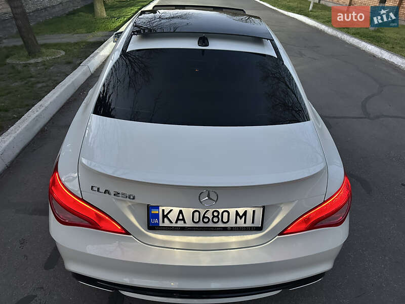 Седан Mercedes-Benz CLA-Class 2017 в Дніпрі