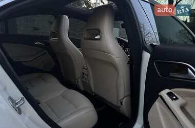 Седан Mercedes-Benz CLA-Class 2017 в 