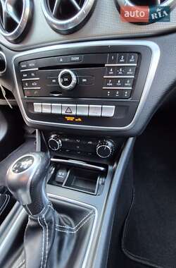 Универсал Mercedes-Benz CLA-Class 2016 в 