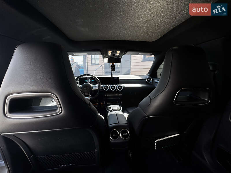 Седан Mercedes-Benz CLA-Class 2019 в Киеве