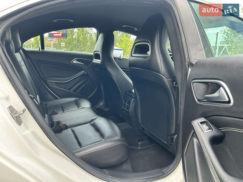 Седан Mercedes-Benz CLA-Class 2017 в Хмельницком фото 5 Седан Mercedes-Benz CLA-Class 2017 в Хмельницком