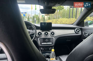 Седан Mercedes-Benz CLA-Class 2017 в 