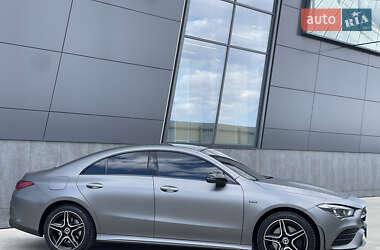 Седан Mercedes-Benz CLA-Class 2021 в 