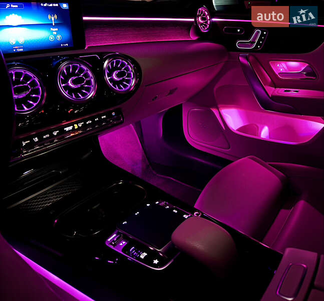 Седан Mercedes-Benz CLA-Class 2019 в Киеве