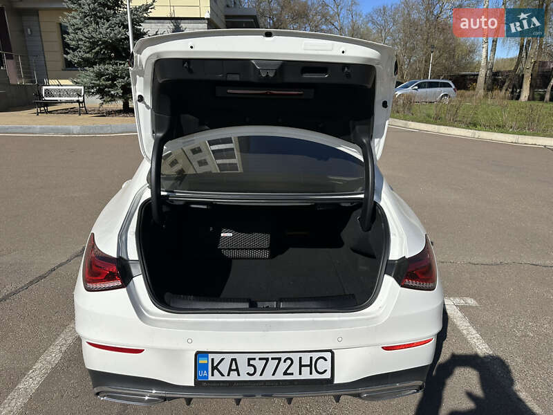 Седан Mercedes-Benz CLA-Class 2022 в Чернигове