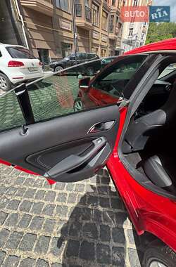 Седан Mercedes-Benz CLA-Class 2017 в 