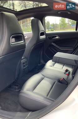 Седан Mercedes-Benz CLA-Class 2017 в 