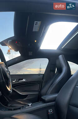 Седан Mercedes-Benz CLA-Class 2018 в 
