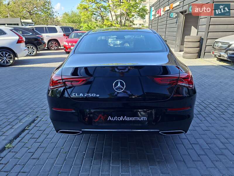 Седан Mercedes-Benz CLA-Class 2022 в Одессе