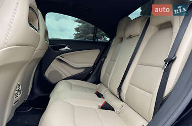 Седан Mercedes-Benz CLA-Class 2013 в 