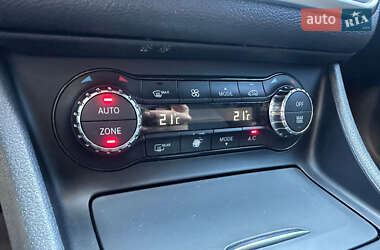 Седан Mercedes-Benz CLA-Class 2016 в 