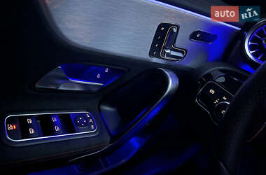 Седан Mercedes-Benz CLA-Class 2019 в 