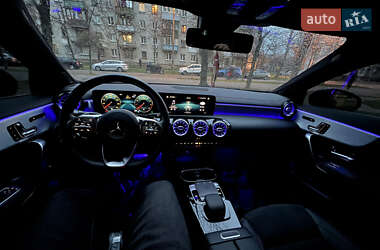 Седан Mercedes-Benz CLA-Class 2019 в 