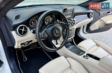 Седан Mercedes-Benz CLA-Class 2015 в 
