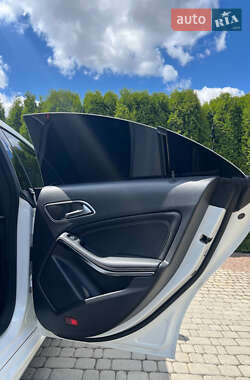 Седан Mercedes-Benz CLA-Class 2018 в 