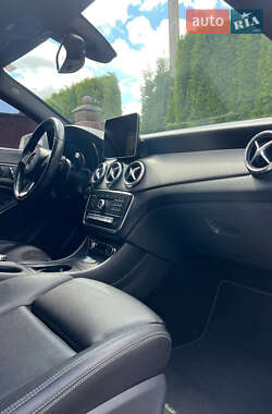 Седан Mercedes-Benz CLA-Class 2018 в 