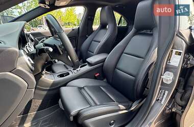Седан Mercedes-Benz CLA-Class 2017 в 