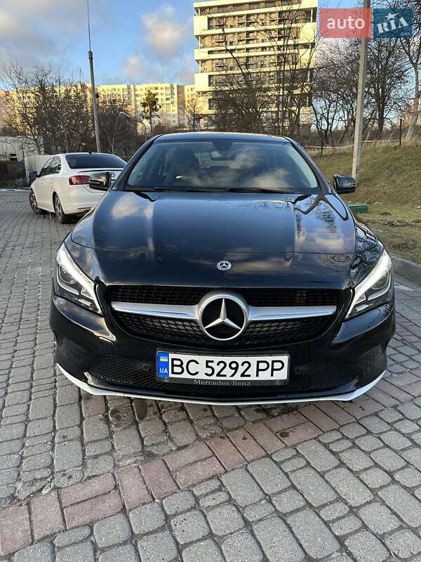 Седан Mercedes-Benz CLA-Class 2018 в 