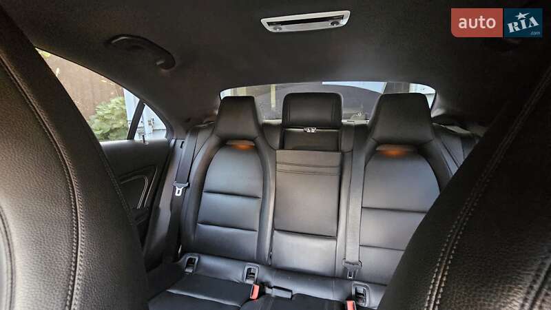 Седан Mercedes-Benz CLA-Class 2014 в Ужгороді
