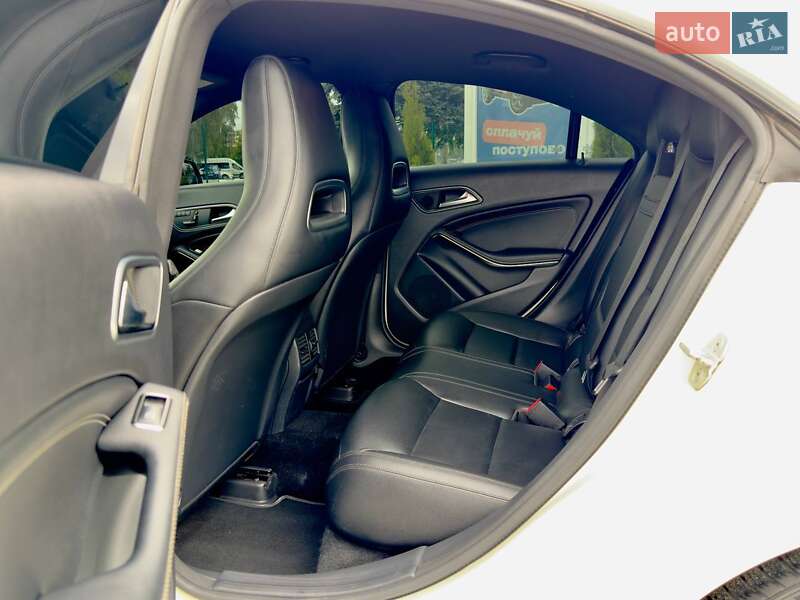 Седан Mercedes-Benz CLA-Class 2014 в Львові