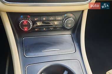 Седан Mercedes-Benz CLA-Class 2016 в 