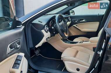 Седан Mercedes-Benz CLA-Class 2016 в 