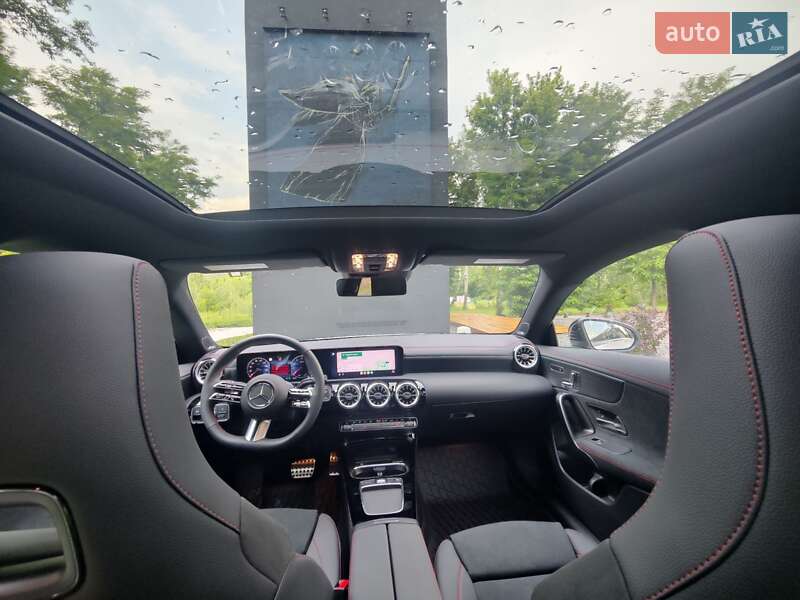 Седан Mercedes-Benz CLA-Class 2024 в Киеве