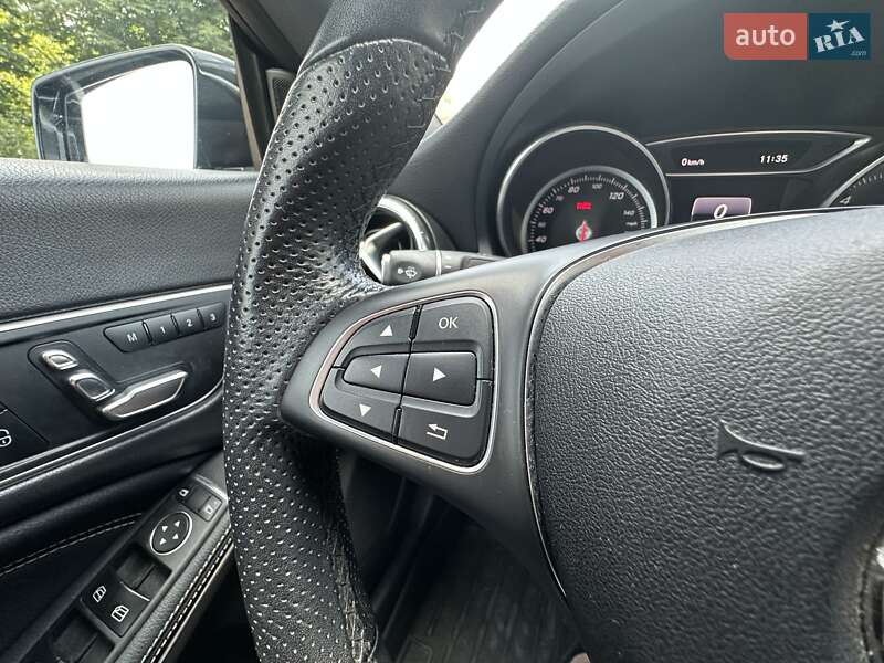 Седан Mercedes-Benz CLA-Class 2019 в Одессе