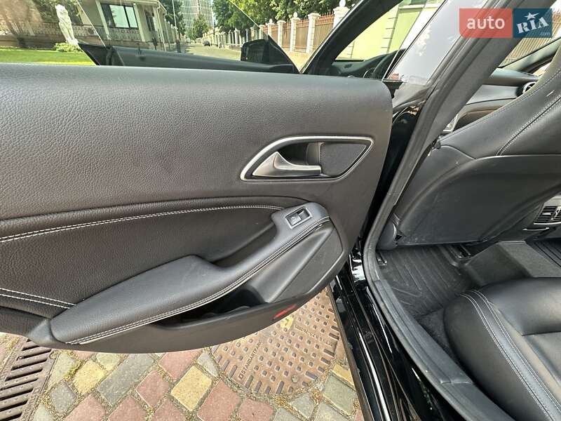 Седан Mercedes-Benz CLA-Class 2019 в Одессе