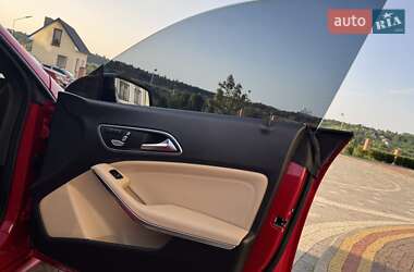 Седан Mercedes-Benz CLA-Class 2018 в 