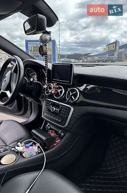 Седан Mercedes-Benz CLA-Class 2013 в 
