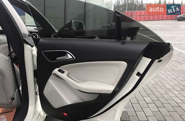 Седан Mercedes-Benz CLA-Class 2013 в 