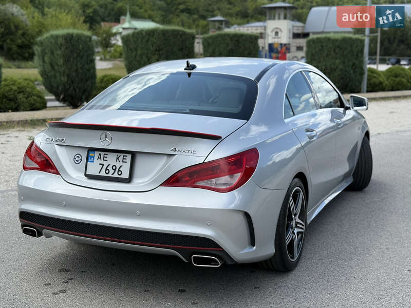 Седан Mercedes-Benz CLA-Class 2015 в Днепре