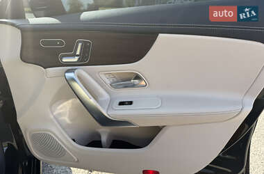 Седан Mercedes-Benz CLA-Class 2019 в 