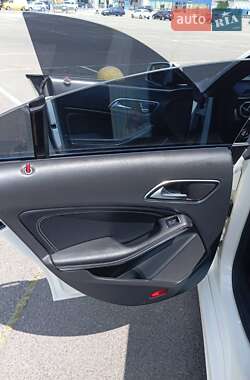 Седан Mercedes-Benz CLA-Class 2016 в 