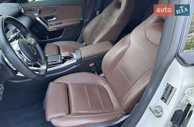 Седан Mercedes-Benz CLA-Class 2022 в 