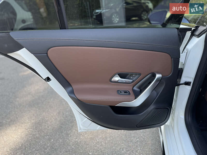Седан Mercedes-Benz CLA-Class 2022 в Києві