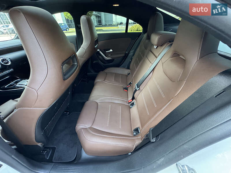 Седан Mercedes-Benz CLA-Class 2022 в Києві