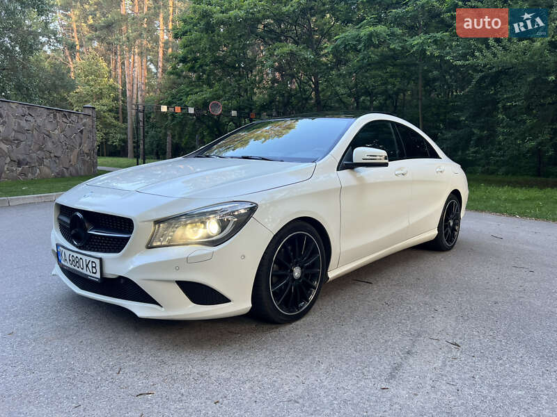 Седан Mercedes-Benz CLA-Class 2013 в Киеве